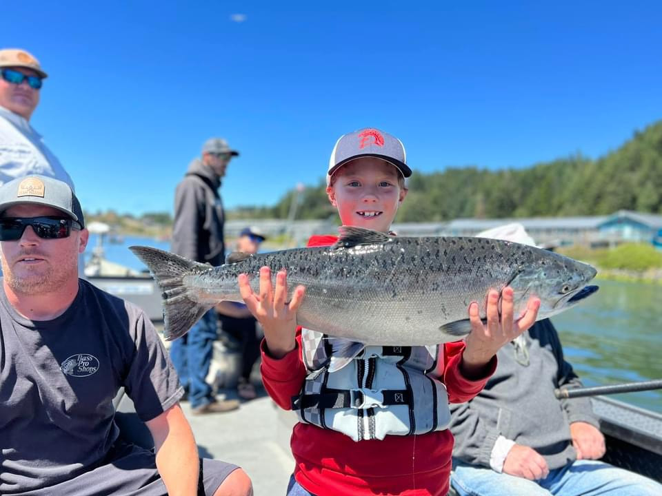 Family Friendly fishing guide Southern Oregon